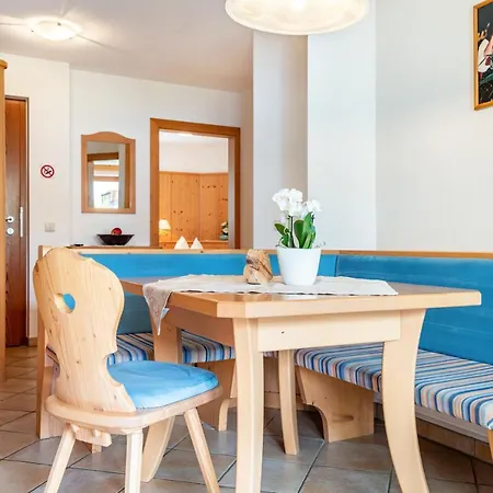 Lafay 4 Apartment